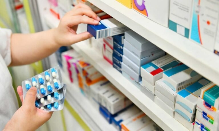 Tân Tiến và Ngành Dược phẩm